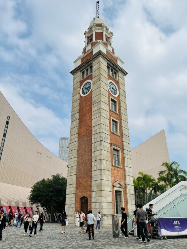 【維多利亞港一日遊】維港遊輪/幻彩詠香江燈光秀/夜景/飯店推薦，玩遍香港維多利亞海港的日與夜
