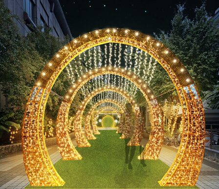 【新北耶誕城】11/14夢幻開城！45天LINE FRIENDS馬戲嘉年華登場，四大燈區/主燈秀/演唱會一次看