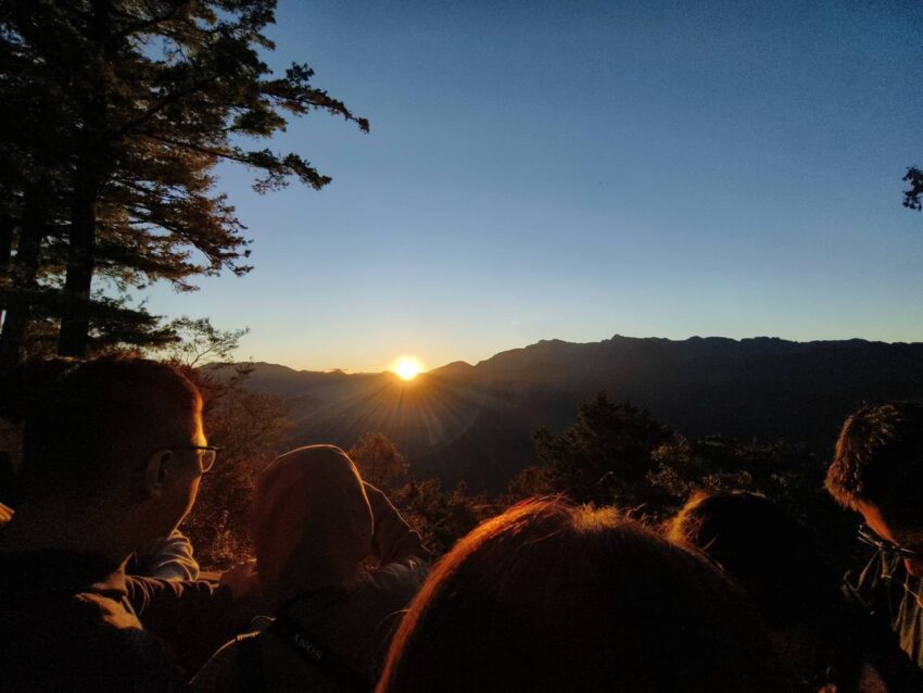 阿里山日出 阿里山日出|6大阿里山賞日出好地點、日出時間、交通行程攻略 阿里山日出 2026 阿里山日出 阿里山日出|6大阿里山賞日出好地點、日出時間、交通行程攻略 1 2026