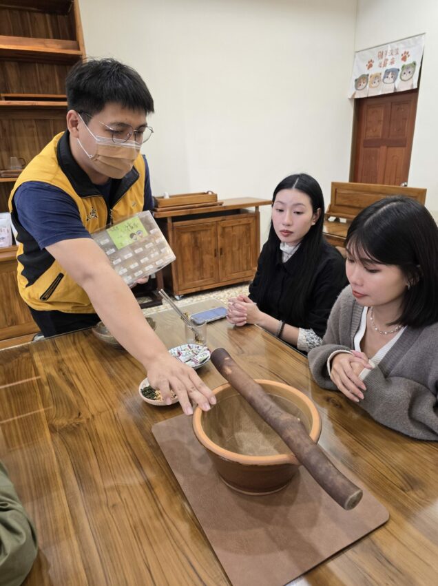 【北埔二日遊】跟著我們一起吃喝玩樂北埔老街，美食/伴手禮/DIY體驗通通有！