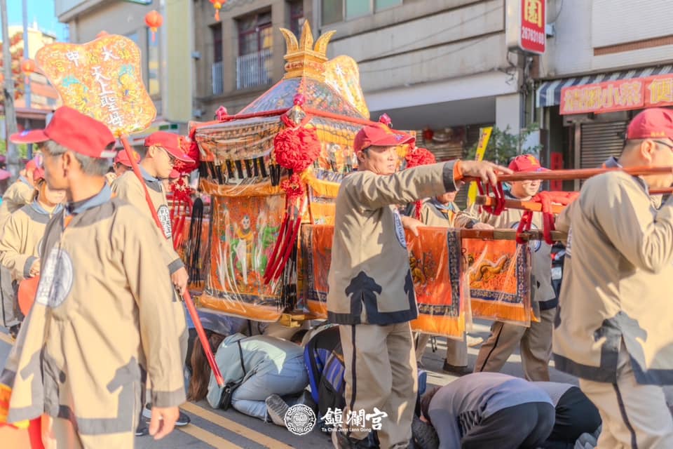 【大甲媽祖遶境攻略】九天八夜行程、報名方式、路線景點與裝備完整指南