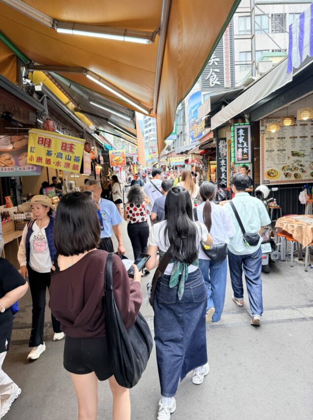 開箱【日月潭FunTOUR觀光巴士】一日遊，免開車也能輕鬆玩日月潭，路線、費用、特色一次看！