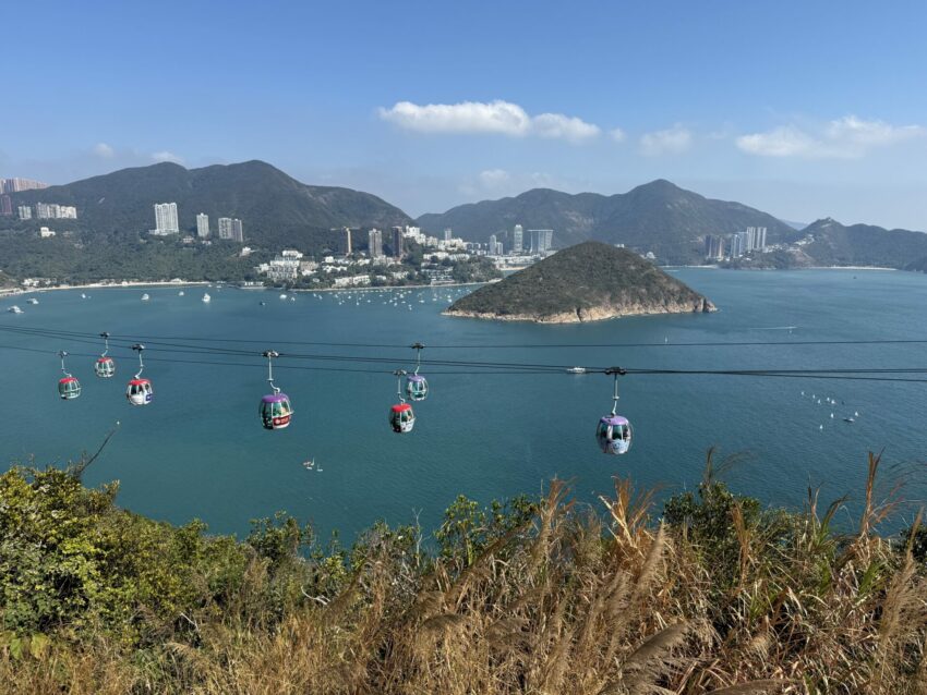 【香港海洋公園攻略】遊樂園必玩設施、交通方式、門票優惠，超好玩的香港親子好去處！