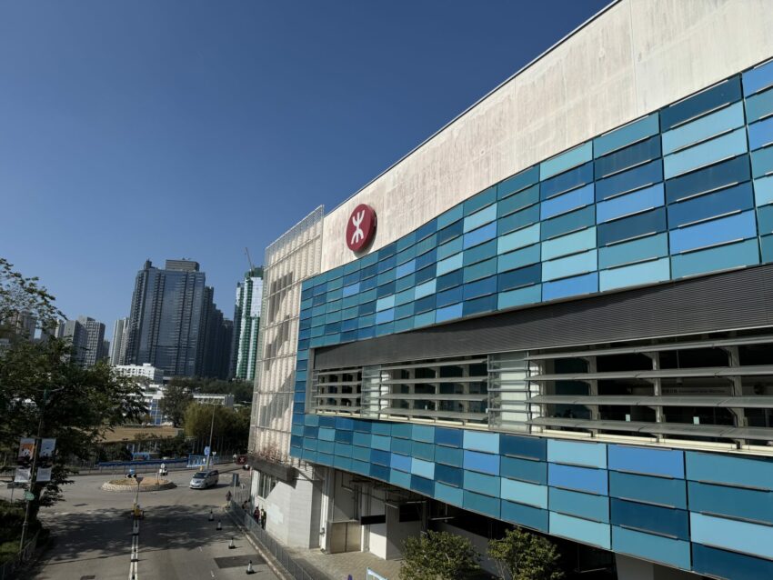 【香港海洋公園攻略】遊樂園必玩設施、交通方式、門票優惠，超好玩的香港親子好去處！